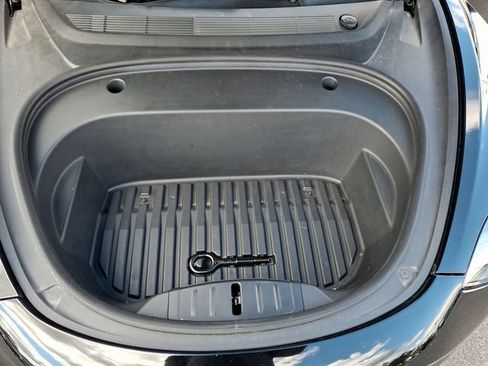 Used 2022 Tesla Model 3 Long Range image 42