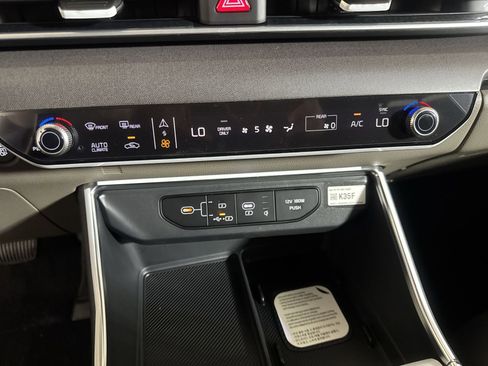New 2026 Kia Carnival SX FWD image 21