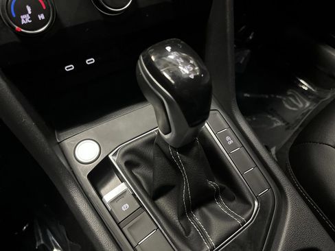 Used 2022 Volkswagen Taos SE w/ IQ.Drive SE Package image 20