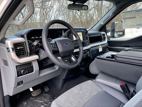 New 2026 Ford F350 XLT w/ FX4 Off-Road Package AWD/4WD image 21