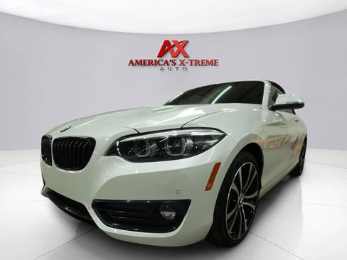 Used 2020 BMW 230i Convertible w/ Premium Package RWD image 14