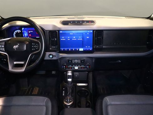 Used 2023 Ford Bronco Everglades image 22