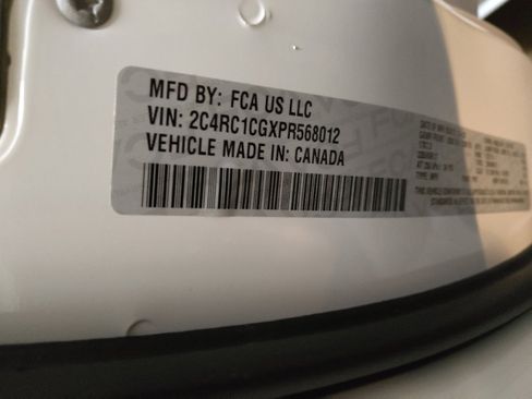 Used 2023 Chrysler Voyager LX FWD image 33
