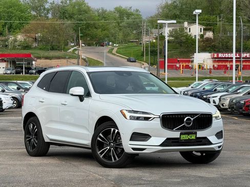 Used 2018 Volvo XC60 T5 Momentum w/ Convenience Package AWD/4WD image 1