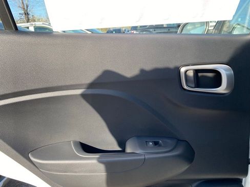 New 2026 Hyundai Venue SE image 27