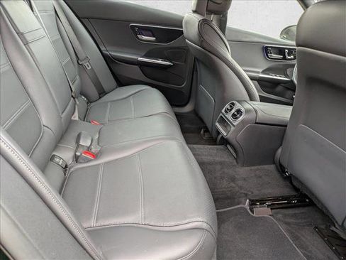Used 2024 Mercedes-Benz C 300 4MATIC Sedan image 19