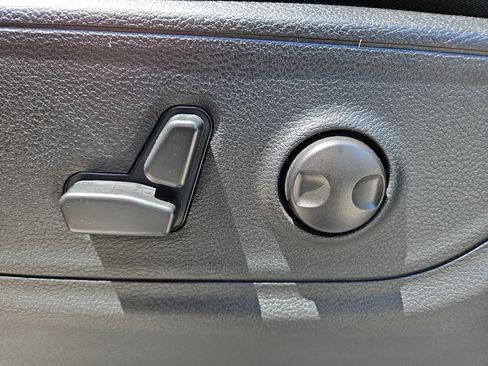 Used 2022 RAM 1500 Big Horn AWD/4WD image 20