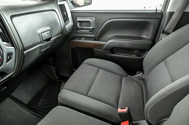 Used 2019 GMC Sierra 1500 SLE w/ SLE Value Package AWD/4WD image 23