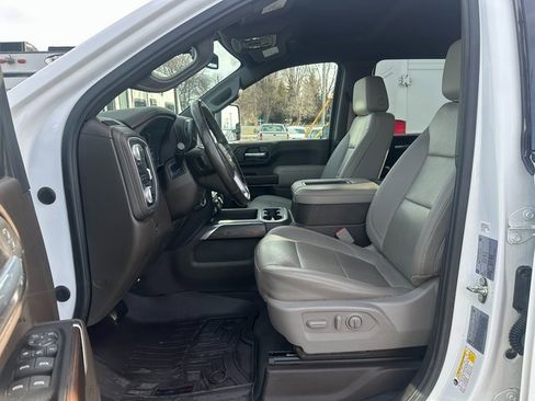 Used 2022 GMC Sierra 2500 SLT w/ SLT Convenience Package image 23