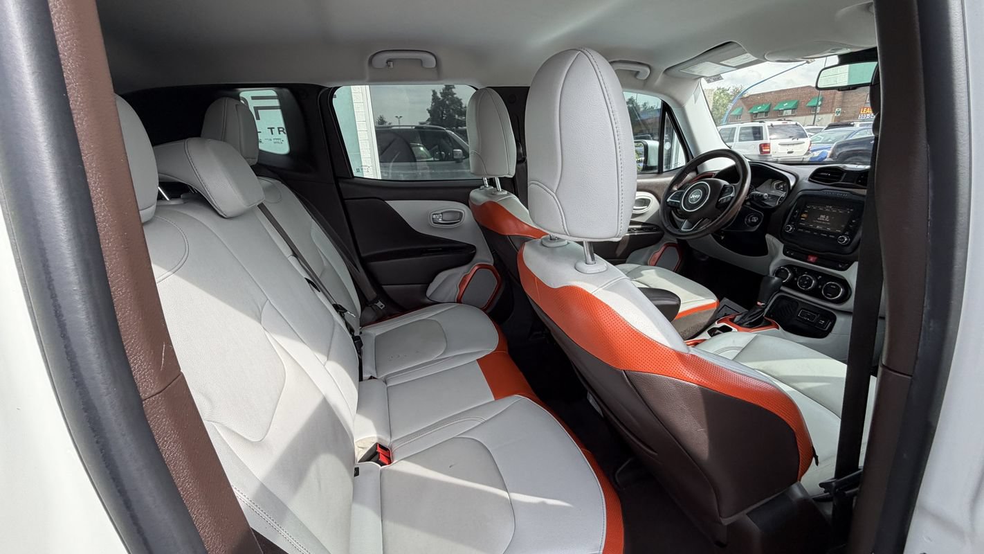 Used 2015 Jeep Renegade Limited w/ Safety & Security Group I FWD image 12