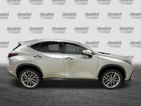 Used 2022 Lexus NX 350h AWD image 11
