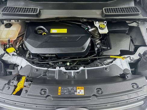 Used 2016 Ford Escape SE w/ SE Leather Comfort Package image 24