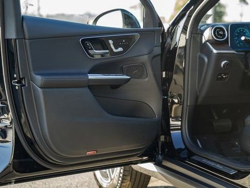 New 2026 Mercedes-Benz GLC 300 4MATIC image 38