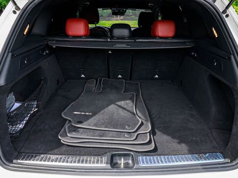 Used 2021 Mercedes-Benz GLC 300 w/ AMG Line image 15