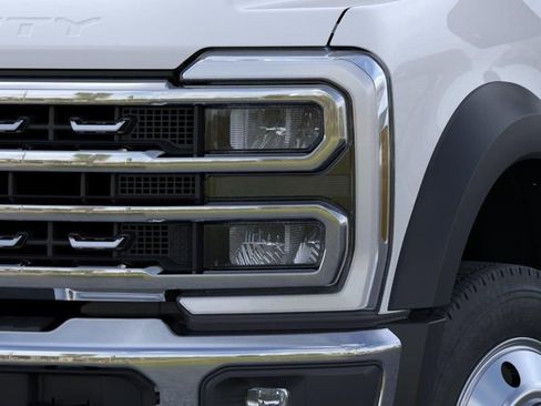 New 2026 Ford F450 Lariat AWD/4WD image 18