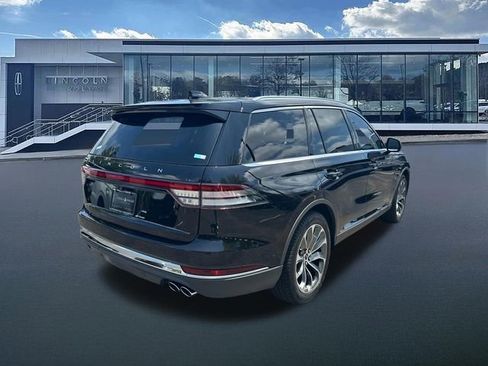 New 2026 Lincoln Aviator Reserve RWD image 8