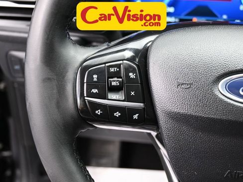 Used 2022 Ford Escape Titanium image 19