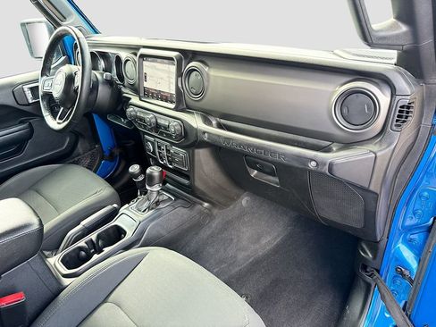 Used 2022 Jeep Wrangler Unlimited Sport AWD/4WD image 34