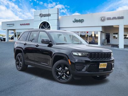 New 2025 Jeep Grand Cherokee Altitude