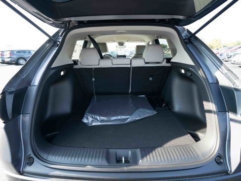 New 2026 Honda HR-V LX image 28