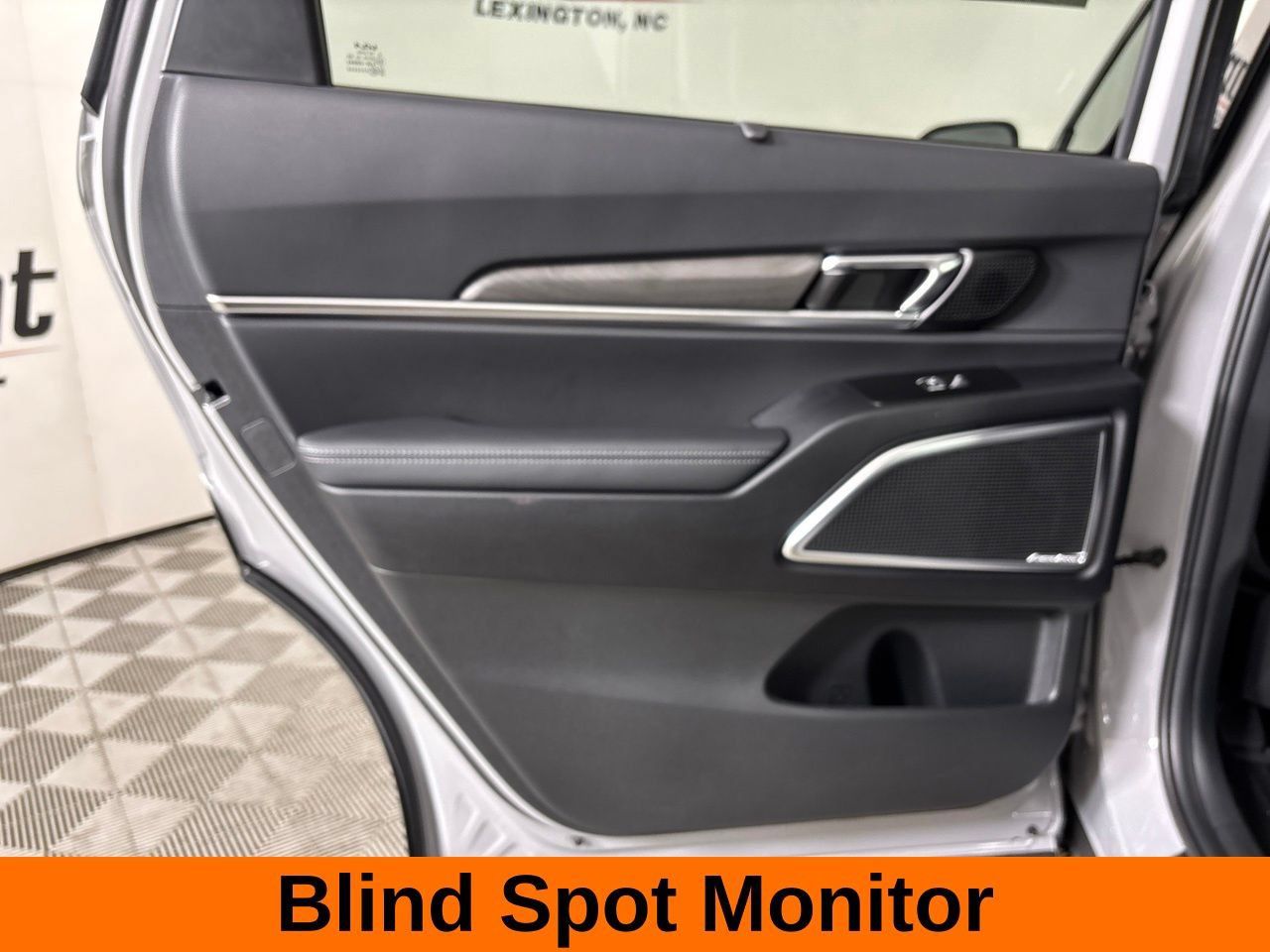 Used 2024 Kia Telluride SX X-Pro AWD/4WD image 25