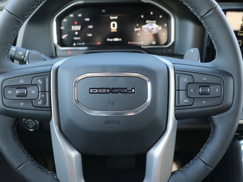 New 2026 GMC Sierra 1500 Denali w/ Denali Reserve Package image 17