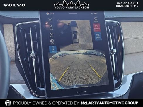 New 2026 Volvo XC90 B6 Plus w/ Protection Package Premier AWD/4WD image 8