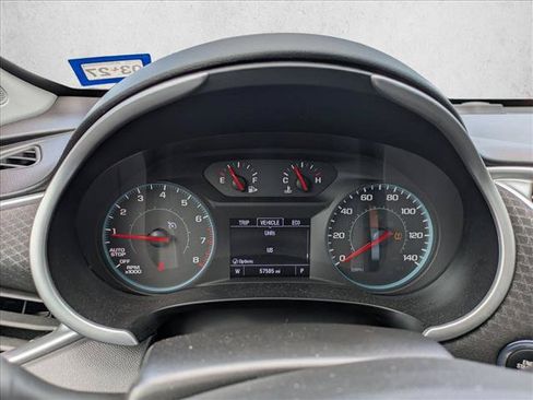 Used 2024 Chevrolet Malibu LT FWD image 11