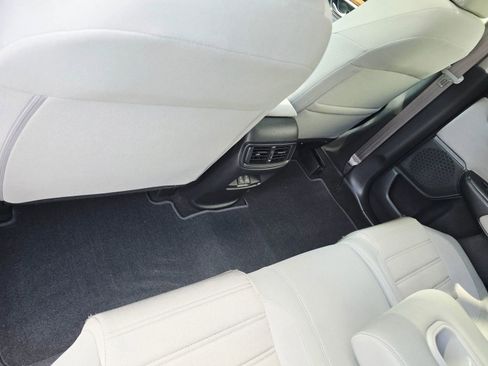 Used 2017 Honda CR-V EX image 43