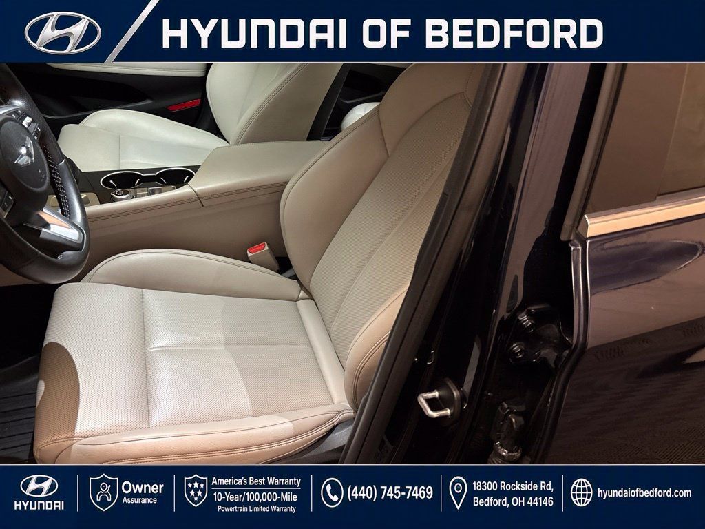 Used 2023 Genesis G70 2.0T AWD/4WD image 13