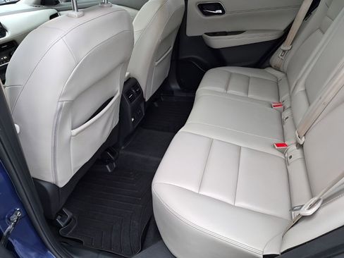 Used 2021 Nissan Rogue SL w/ Premium Package image 20