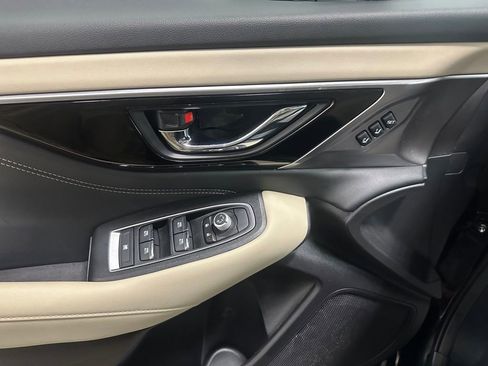 Used 2023 Subaru Outback Limited image 8