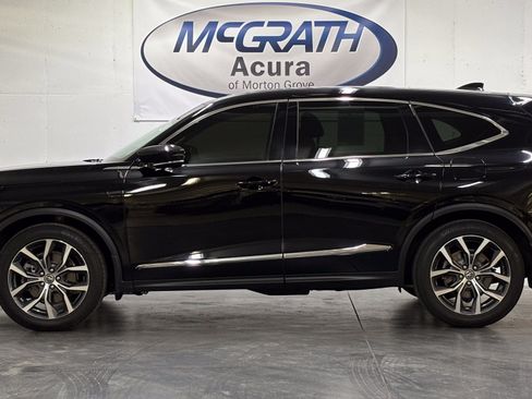 Used 2024 Acura MDX SH-AWD w/ Technology Package image 9