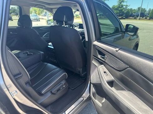 Used 2023 Acura MDX SH-AWD w/ Advance Package image 11