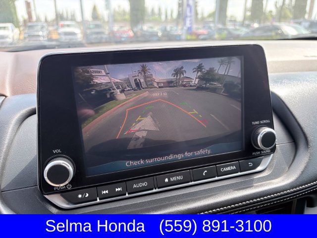 Used 2023 Nissan Rogue S FWD image 16