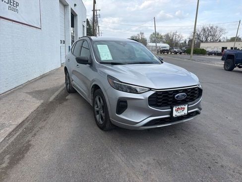 Used 2024 Ford Escape ST-Line image 3