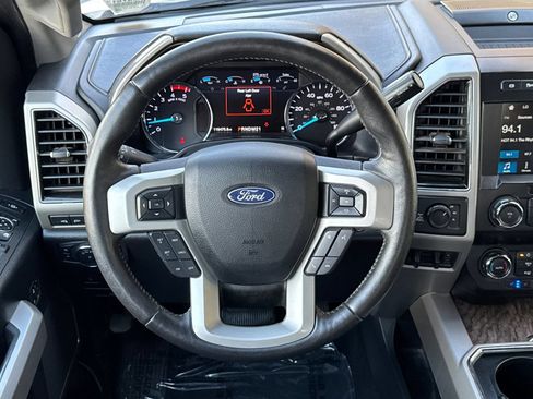 Used 2019 Ford F250 Lariat w/ Lariat Ultimate Package AWD/4WD image 15