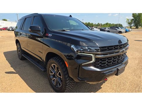 Used 2022 Chevrolet Tahoe Z71 w/ Z71 Off-Road Package AWD/4WD image 7