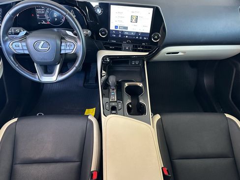 Certified 2024 Lexus NX 250 FWD image 10