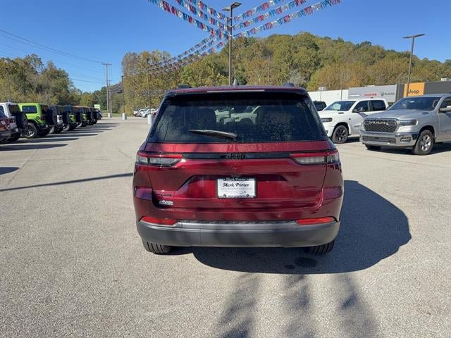 Used 2026 Jeep Grand Cherokee Limited w/ Limited Altitude Package AWD/4WD image 6