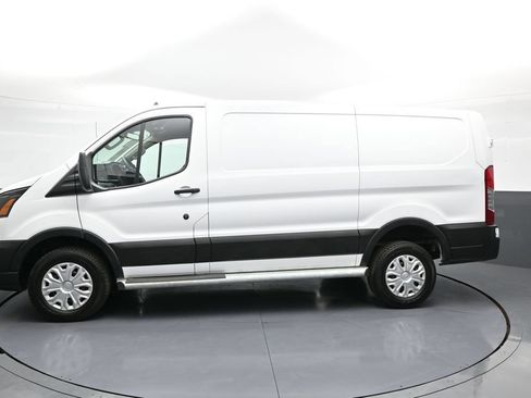 Used 2025 Ford Transit 250 Low Roof w/ Exterior Upgrade Package RWD image 9