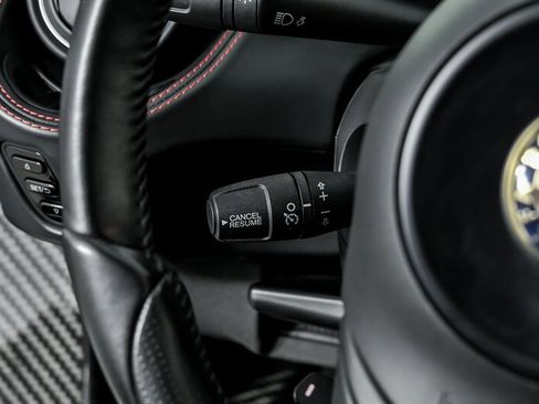 Used 2015 Alfa Romeo 4C Coupe w/ Leather Interior Group RWD image 28