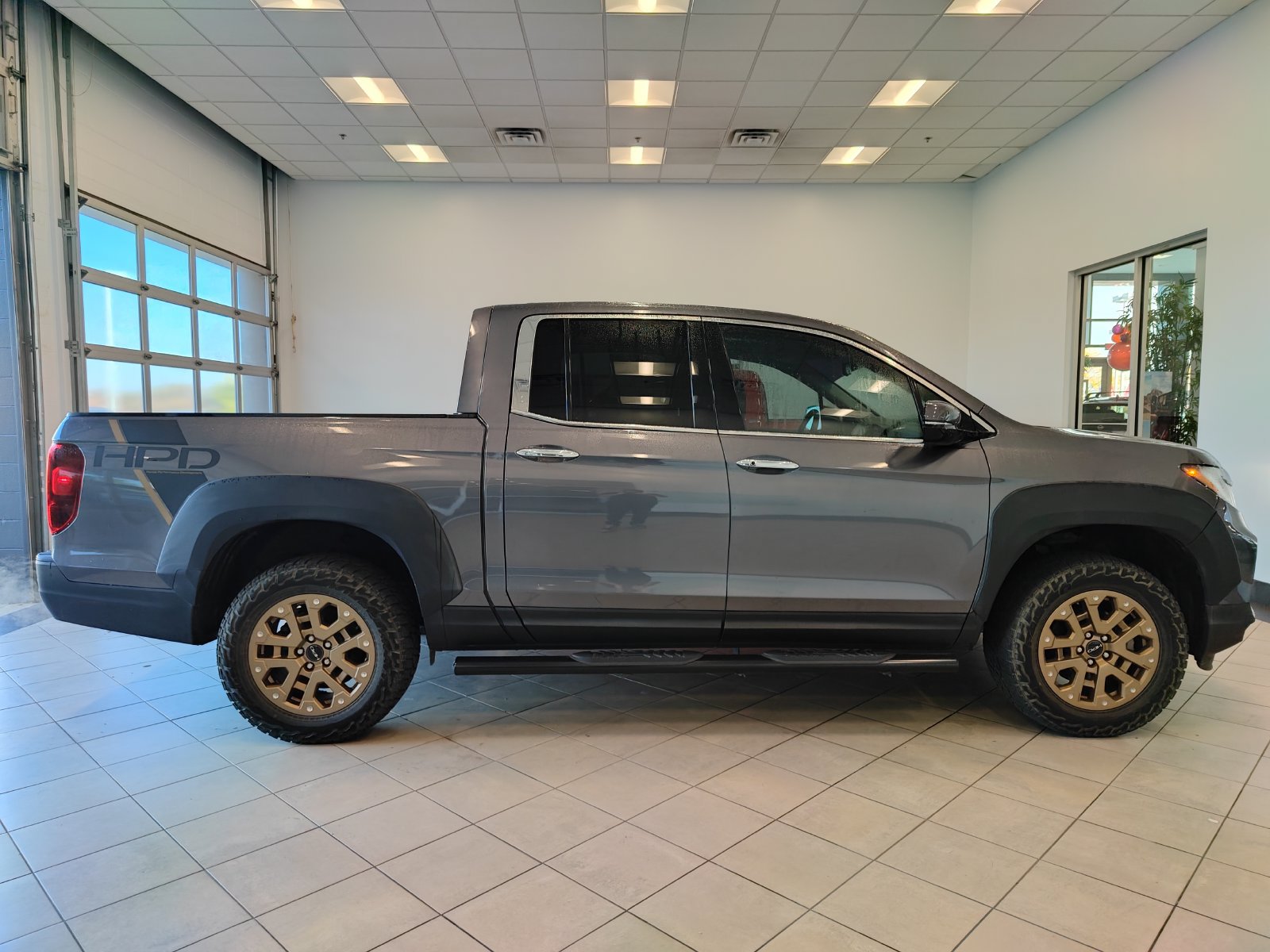 Used 2021 Honda Ridgeline RTL-E image 2