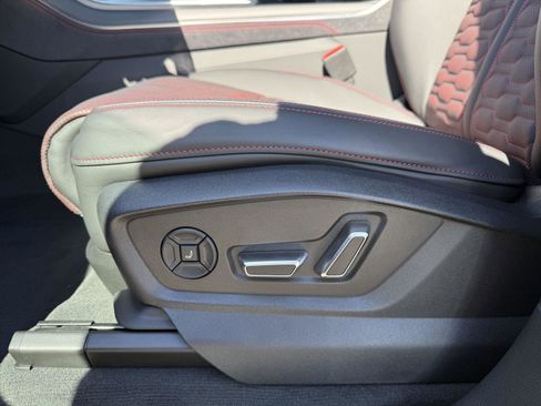 New 2026 Audi RS Q8 performance AWD/4WD image 12