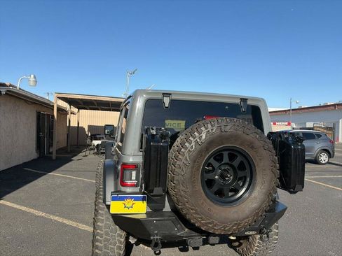 Used 2021 Jeep Wrangler Unlimited Rubicon AWD/4WD image 16