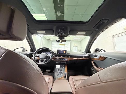 Used 2017 Audi A4 2.0T allroad Premium Plus w/ Technology Package AWD/4WD image 26