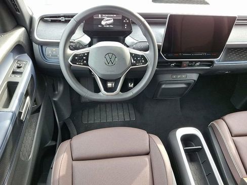 New 2025 Volkswagen ID. Buzz Pro S image 7