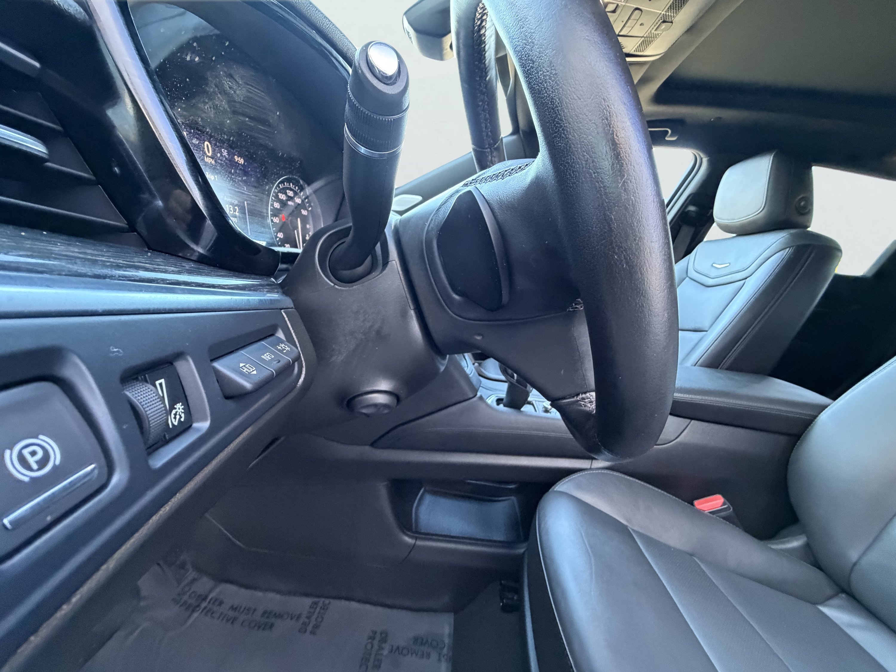 Used 2023 Cadillac XT5 Premium Luxury w/ Technology Package AWD/4WD image 32