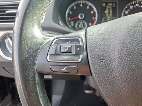 Used 2014 Volkswagen Passat 1.8T SE image 21