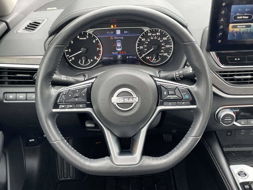 Used 2023 Nissan Altima 2.5 SL FWD image 23